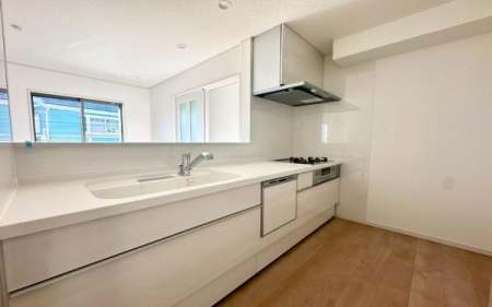 �_�ސ쌧���l�s�`���`��1���ڂ̐V�z��ˌ��ẴL�b�`��