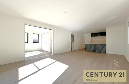 �_�ސ쌧���l�s�`�k��V�g�c��1���ڂ̐V�z��ˌ��Ẵ��r���O