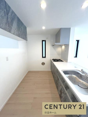 �_�ސ쌧���l�s�`�k��V�g�c��1���ڂ̐V�z��ˌ��ẴL�b�`��