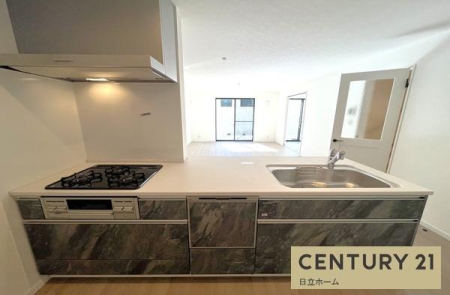 �_�ސ쌧���l�s�`�k��V�g�c��1���ڂ̐V�z��ˌ��ẴL�b�`��