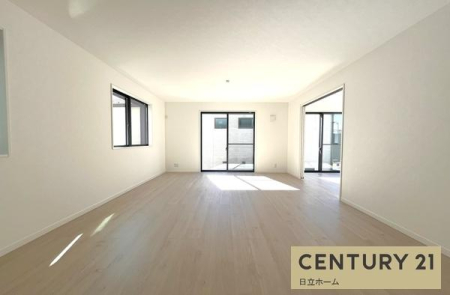 �_�ސ쌧���l�s�`�k��V�g�c��1���ڂ̐V�z��ˌ��Ẵ��r���O