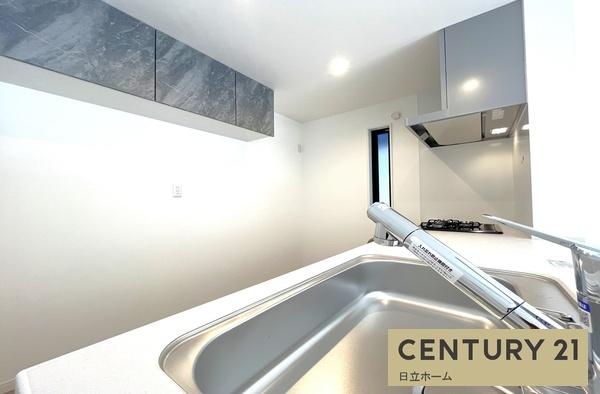 �_�ސ쌧���l�s�`�k��V�g�c��1���ڂ̐V�z��ˌ��ẴL�b�`��