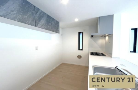 �_�ސ쌧���l�s�`�k��V�g�c��1���ڂ̐V�z��ˌ��ẴL�b�`��