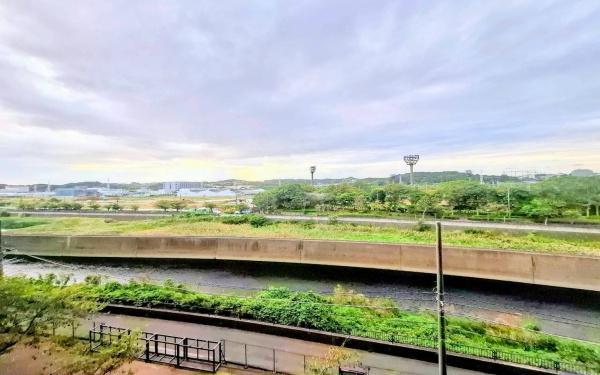 �_�ސ쌧���l�s�h��ѓ����̒��Ã}���V�����̏Z�˂���̒��]�ʐ^