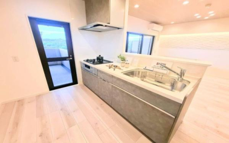 �_�ސ쌧���l�s�h��ѓ����̒��Ã}���V�����̃L�b�`��