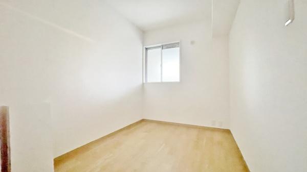 �_�ސ쌧���l�s�ۓy�P�J�拫�ؖ{���̒��Ã}���V�����̗m��