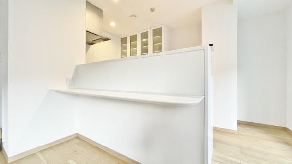 �_�ސ쌧���l�s�ۓy�P�J�拫�ؖ{���̒��Ã}���V�����̃��r���O