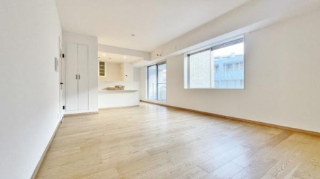 �_�ސ쌧���l�s�ۓy�P�J�拫�ؖ{���̒��Ã}���V�����̃��r���O