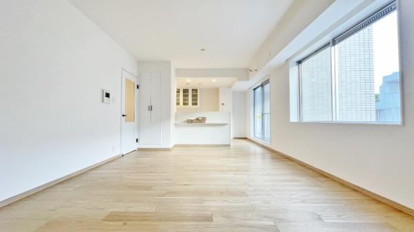 �_�ސ쌧���l�s�ۓy�P�J�拫�ؖ{���̒��Ã}���V�����̃��r���O