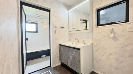 �_�ސ쌧����s�����k2���ڂ̐V�z��ˌ��Ă̐��ʑ�E���ʏ�