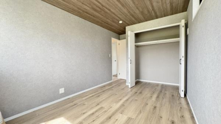 �_�ސ쌧����s�����k2���ڂ̐V�z��ˌ��Ă̗m��