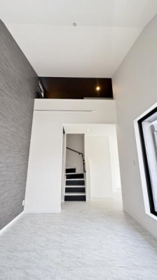 �_�ސ쌧����s�����k2���ڂ̐V�z��ˌ��Ẵ��r���O