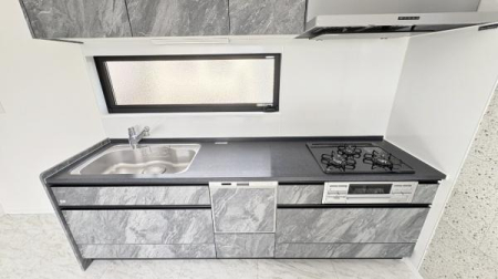 �_�ސ쌧����s�����k2���ڂ̐V�z��ˌ��ẴL�b�`��