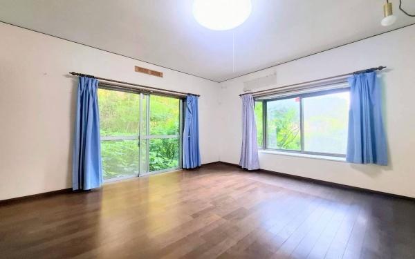 �_�ސ쌧���q�s��m��2���ڂ̒��È�ˌ��Ẵ��r���O