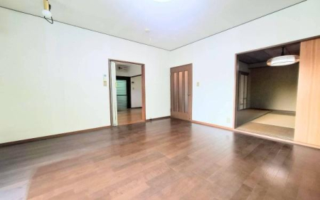 �_�ސ쌧���q�s��m��2���ڂ̒��È�ˌ��Ẵ��r���O