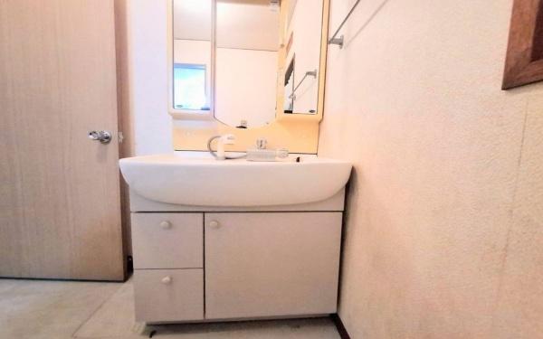 �_�ސ쌧���q�s��m��2���ڂ̒��È�ˌ��Ă̐��ʑ�E���ʏ�