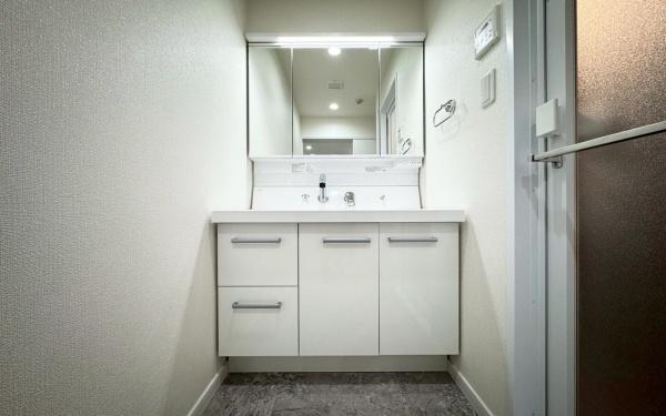 �_�ސ쌧���q�s���{1���ڂ̒��Ã}���V�����̐��ʑ�E���ʏ�