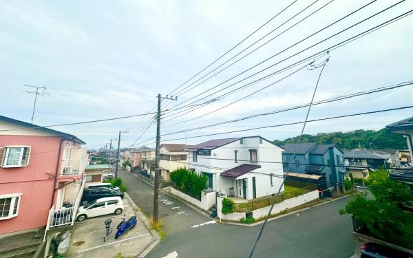 �_�ސ쌧���l�s����捂�M��2���ڂ̐V�z��ˌ��Ă̏Z�˂���̒��]�ʐ^