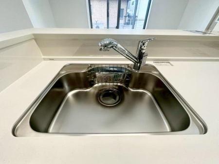 �_�ސ쌧���l�s����捂�M��2���ڂ̐V�z��ˌ��ẴL�b�`��