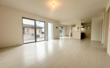 �_�ސ쌧���l�s����捂�M��2���ڂ̐V�z��ˌ��Ẵ��r���O