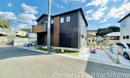 �_�ސ쌧���l�s�˒ˋ於�����̐V�z��ˌ��Ă̑O�ʓ��H�܂ތ��n�ʐ^