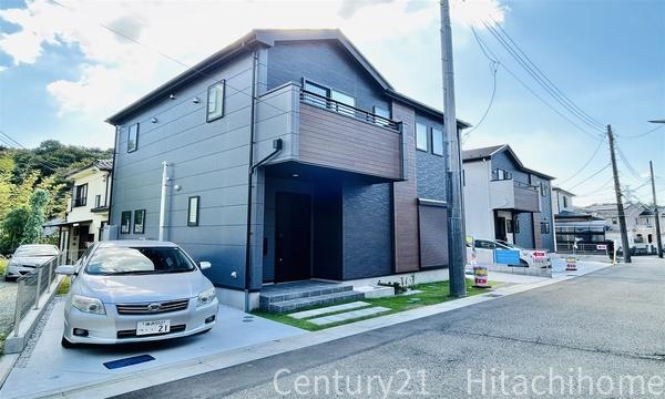 �_�ސ쌧���l�s�˒ˋ於�����̐V�z��ˌ��Ă̑O�ʓ��H�܂ތ��n�ʐ^