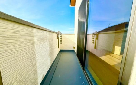 �_�ސ쌧���s�{�O�擌�L�n4���ڂ̐V�z��ˌ��Ẵo���R�j�[