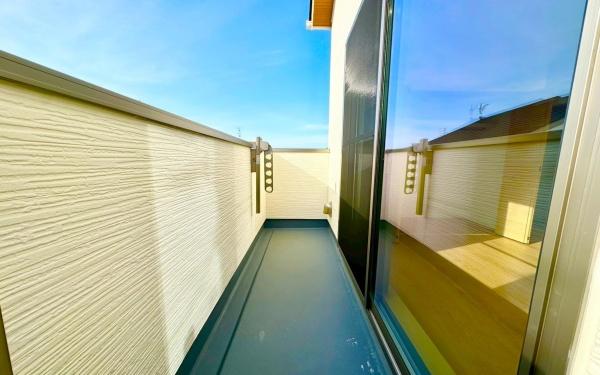 �_�ސ쌧���s�{�O�擌�L�n4���ڂ̐V�z��ˌ��Ẵo���R�j�[