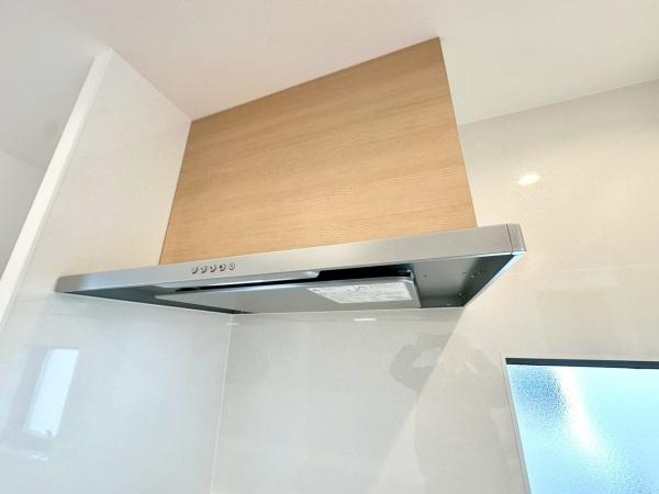 �_�ސ쌧���s�{�O�擌�L�n4���ڂ̐V�z��ˌ��ẴL�b�`��