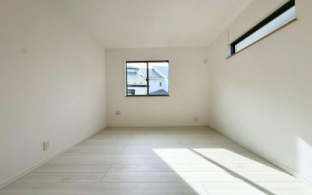 �_�ސ쌧���s�{�O�擌�L�n4���ڂ̐V�z��ˌ��Ă̗m��