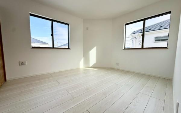 �_�ސ쌧���s�{�O�擌�L�n4���ڂ̐V�z��ˌ��Ă̗m��