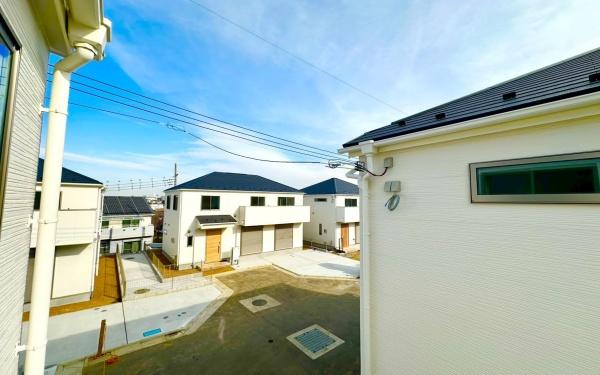 �_�ސ쌧���s�{�O�擌�L�n4���ڂ̐V�z��ˌ��Ă̏Z�˂���̒��]�ʐ^