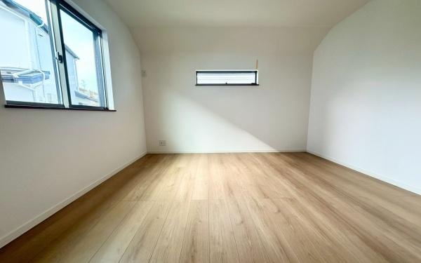 �_�ސ쌧���s�{�O�擌�L�n4���ڂ̐V�z��ˌ��Ă̗m��