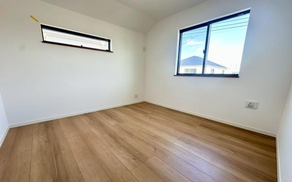 �_�ސ쌧���s�{�O�擌�L�n4���ڂ̐V�z��ˌ��Ă̗m��