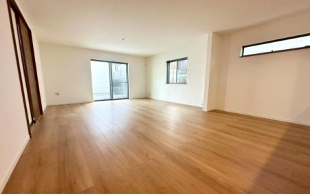 �_�ސ쌧���s�{�O�擌�L�n4���ڂ̐V�z��ˌ��Ẵ��r���O