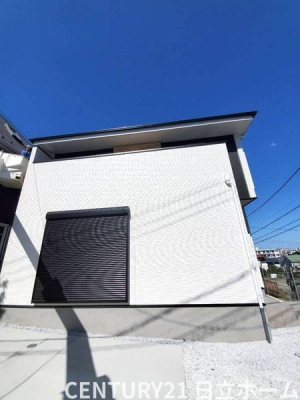 �_�ސ쌧���l�s�t�擡���u2���ڂ̐V�z��ˌ��Ă̑O�ʓ��H�܂ތ��n�ʐ^