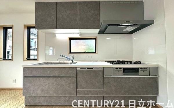 �_�ސ쌧���l�s���搼�˕���3���ڂ̐V�z��ˌ��ẴL�b�`��