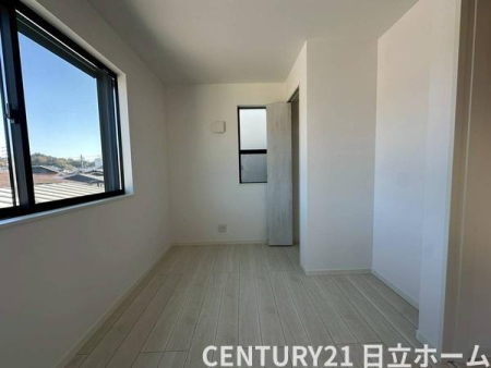 �_�ސ쌧���q�s��D4���ڂ̐V�z��ˌ��Ă̎q������