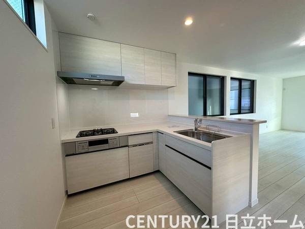 �_�ސ쌧���q�s��D4���ڂ̐V�z��ˌ��ẴL�b�`��