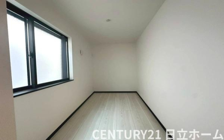 �_�ސ쌧���q�s��D4���ڂ̐V�z��ˌ��Ă̎q������