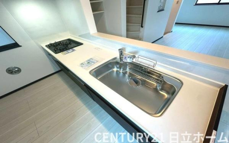 �_�ސ쌧���q�s��D4���ڂ̐V�z��ˌ��ẴL�b�`��