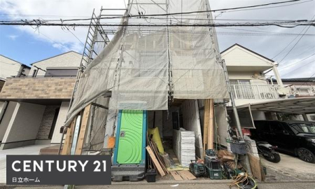 �_�ސ쌧���l�s�����Z�Y3���ڂ̐V�z��ˌ��Ă̑O�ʓ��H�܂ތ��n�ʐ^