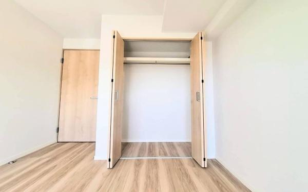 �_�ސ쌧���s����l�J�㒬�̒��Ã}���V�����̎��[