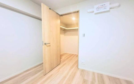 �_�ސ쌧���s����l�J�㒬�̒��Ã}���V�����̎��[