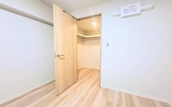 �_�ސ쌧���s����l�J�㒬�̒��Ã}���V�����̎��[