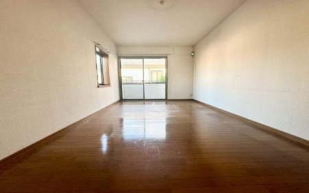 �_�ސ쌧���s�{�O�搼���3���ڂ̒��È�ˌ��Ă̎q������