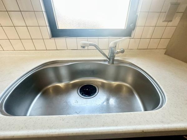 �_�ސ쌧���s�{�O�搼���3���ڂ̒��È�ˌ��ẴL�b�`��