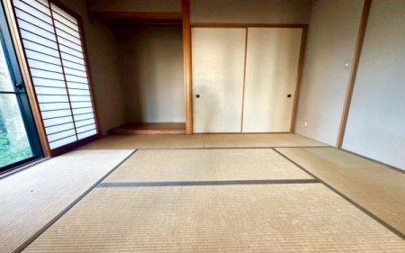 �_�ސ쌧���s�{�O�搼���3���ڂ̒��È�ˌ��Ă̘a��