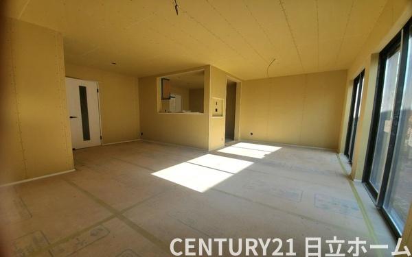 �_�ސ쌧���l�s�ߌ��擌����3���ڂ̐V�z��ˌ��Ẵ��r���O