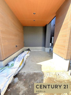 �_�ސ쌧���l�s�ߌ��搶��4���ڂ̐V�z��ˌ��Ă̒��ԏ�